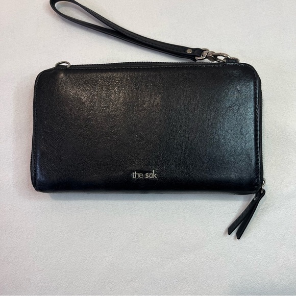 The Sak Embossed Black Leather Large Wallet - Picture 3 of 11